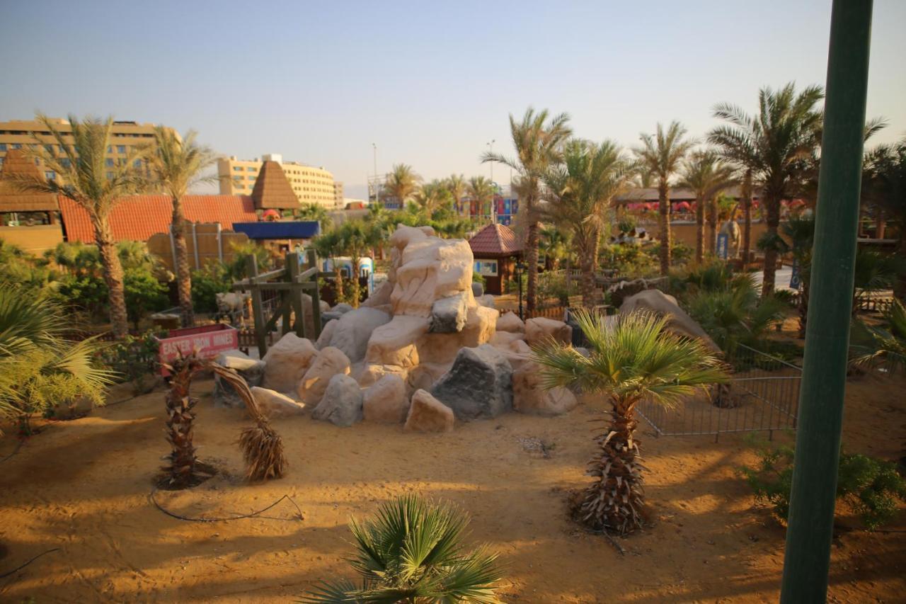 Swiss Inn Teda Hotel & Aqua Park Ain Sukhna Exterior photo