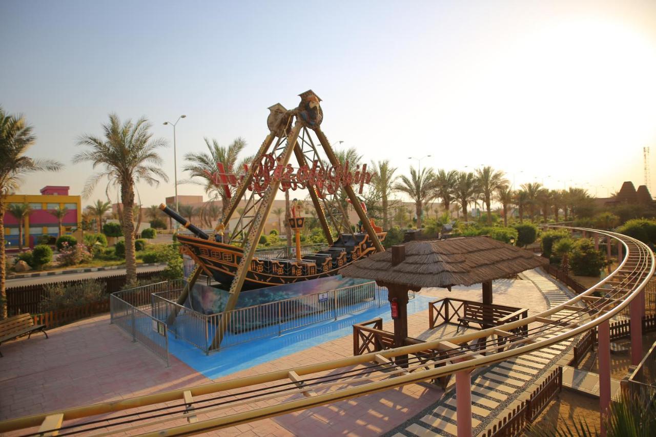 Swiss Inn Teda Hotel & Aqua Park Ain Sukhna Exterior photo
