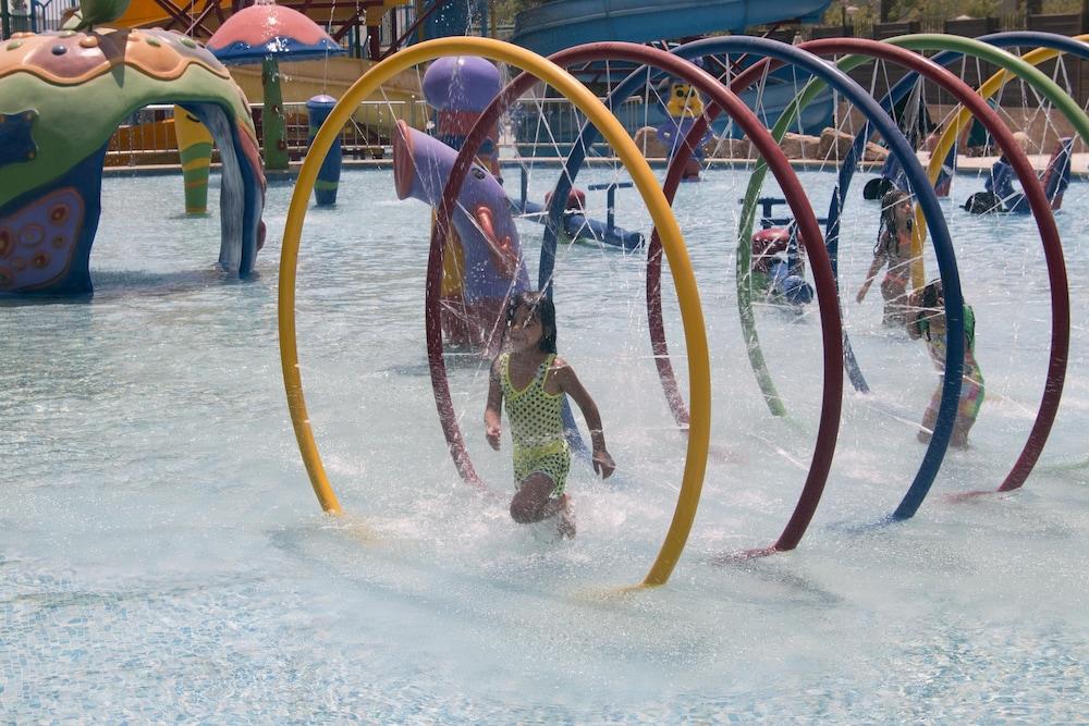 Swiss Inn Teda Hotel & Aqua Park Ain Sukhna Exterior photo