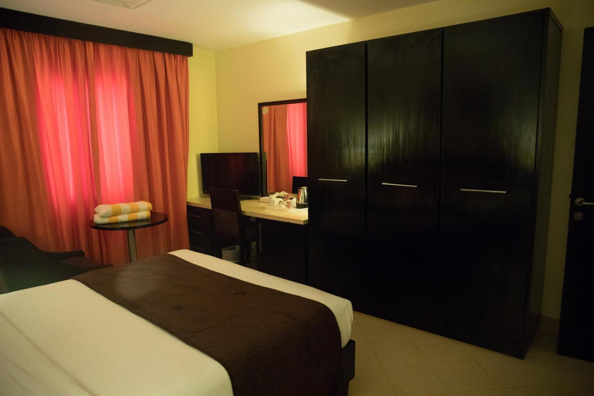 Swiss Inn Teda Hotel & Aqua Park Ain Sukhna Exterior photo