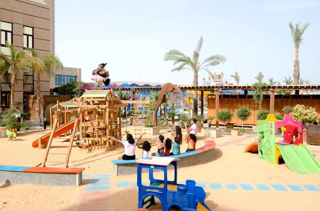 Swiss Inn Teda Hotel & Aqua Park Ain Sukhna Exterior photo