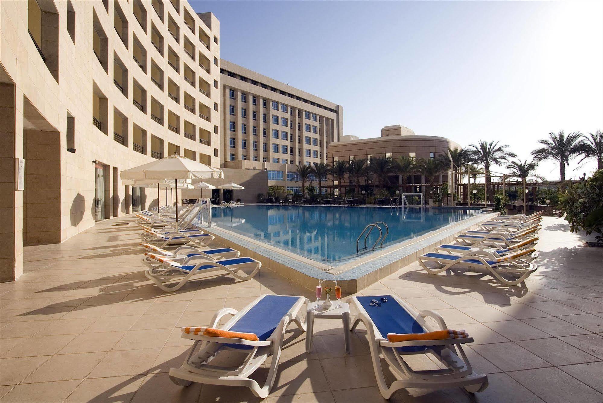 Swiss Inn Teda Hotel & Aqua Park Ain Sukhna Exterior photo